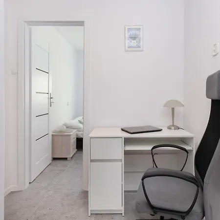 Apartment Skwer Kosciuszki By Renters